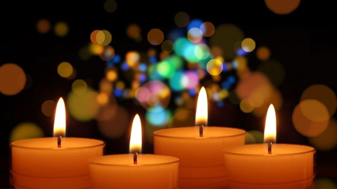 Christmas Eve Services in Bluffton. four candles